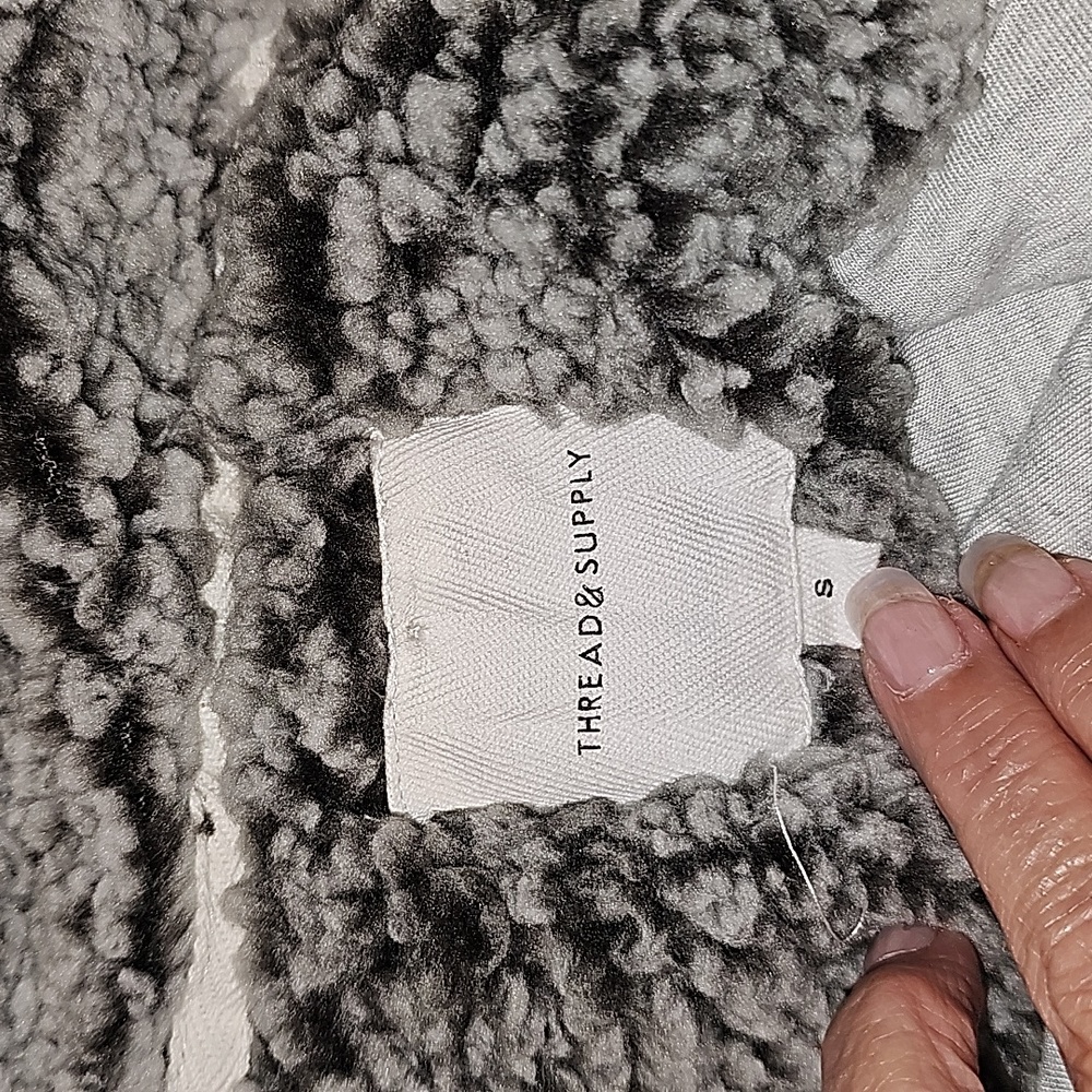 Thread & Supply 1/4 Zip Pullover - image 8